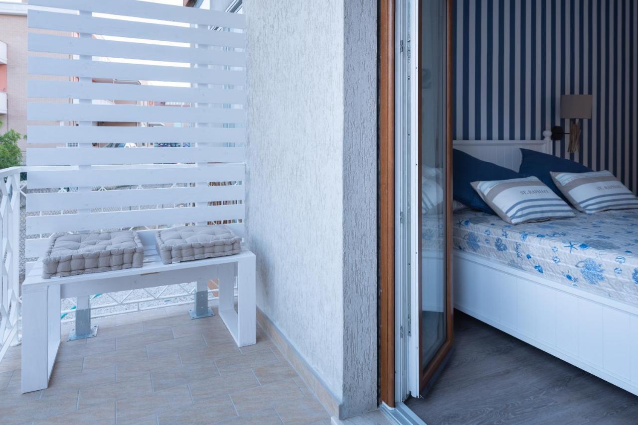 Dimora Dei Sogni Bed & Breakfast Civitanova Marche Ngoại thất bức ảnh