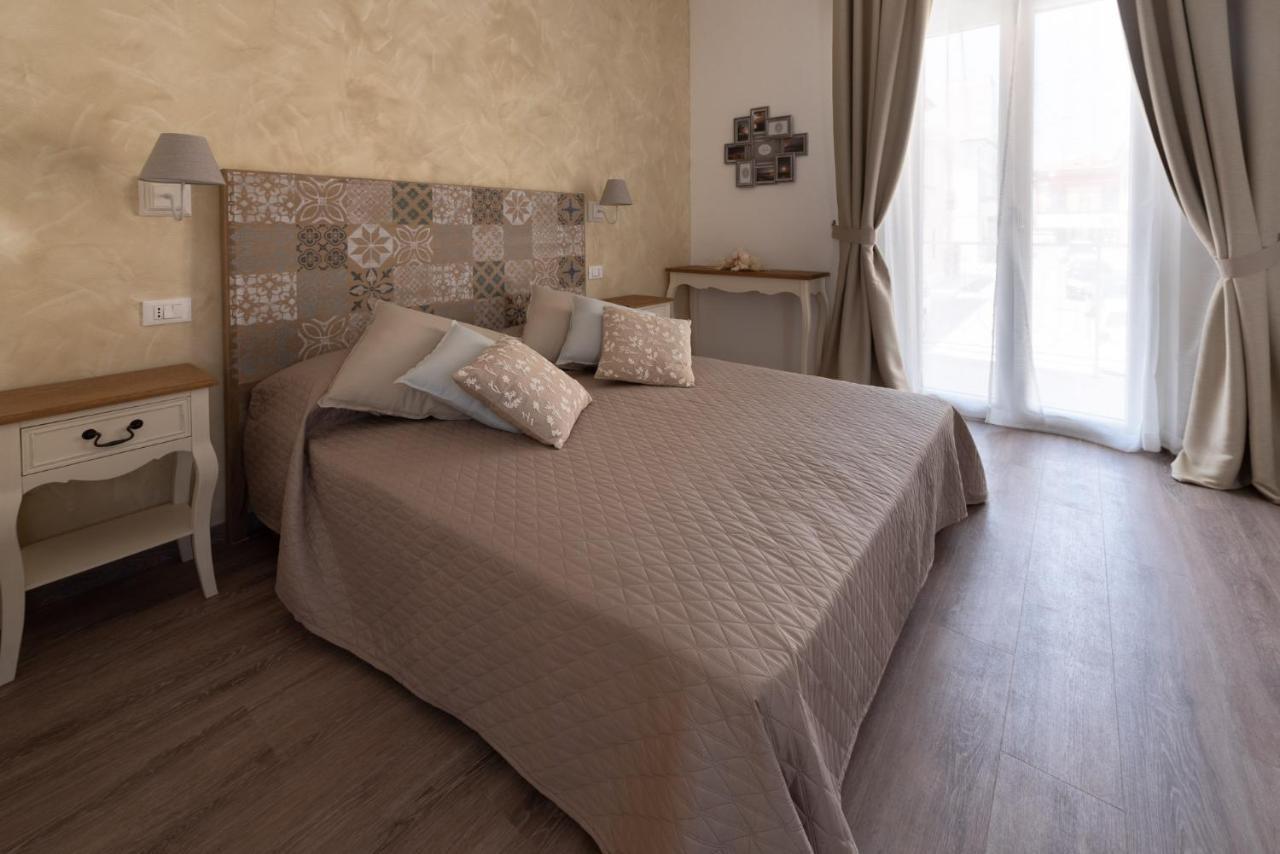 Dimora Dei Sogni Bed & Breakfast Civitanova Marche Ngoại thất bức ảnh